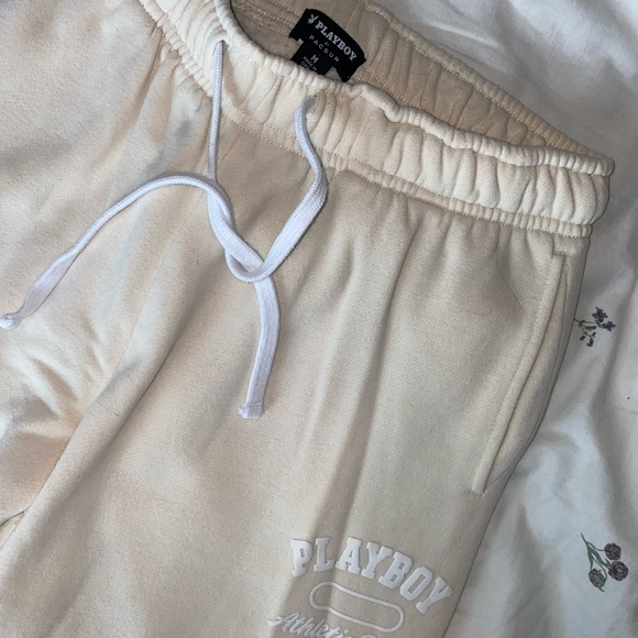 NEW Pacsun Beige Cream Playboy M Sweatpants - Picture 5 of 9